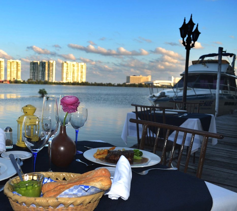 Les meilleures saveursavec le meilleur service Hôtel Imperial Laguna Faranda Cancún Cancun